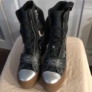 converse cowboy boots